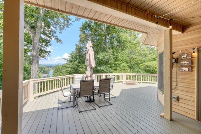39 Mccracken Cove Road, Hayesville, NC 28904