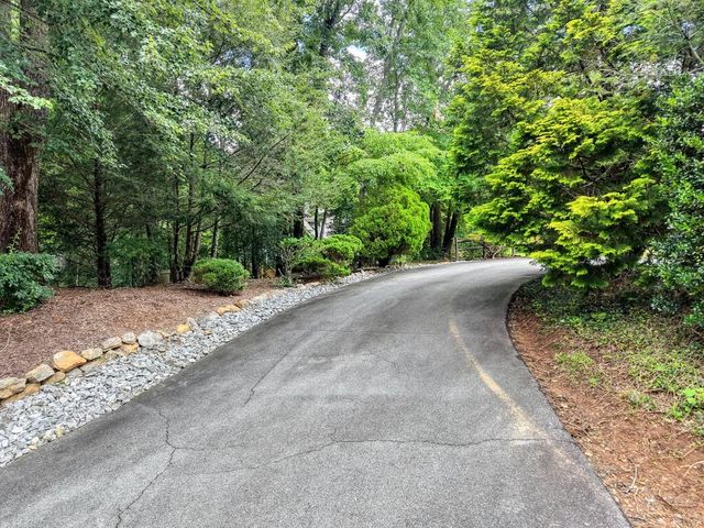39 Mccracken Cove Road, Hayesville, NC 28904