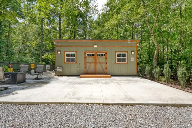 39 Mccracken Cove Road, Hayesville, NC 28904