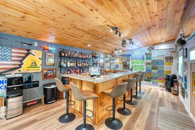 39 Mccracken Cove Road, Hayesville, NC 28904