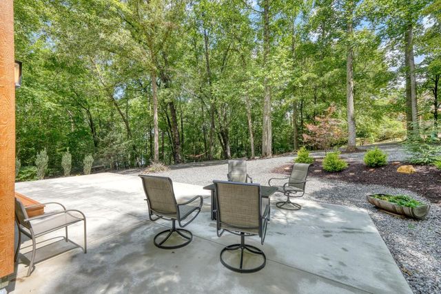 39 Mccracken Cove Road, Hayesville, NC 28904