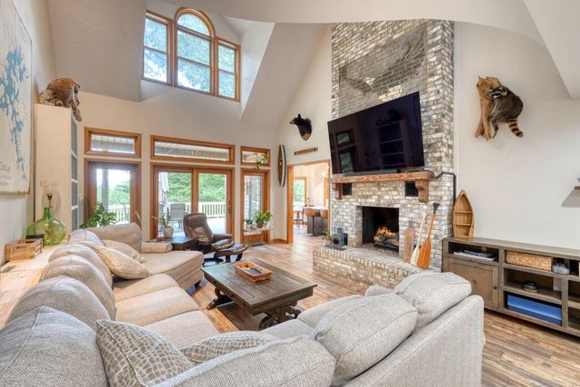 39 Mccracken Cove Road, Hayesville, NC 28904