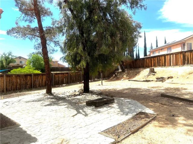 12433 Kokomo Circle, Victorville, CA 92392