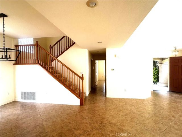 12433 Kokomo Circle, Victorville, CA 92392