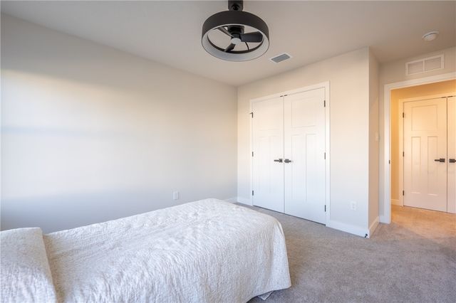 5005 Wellington Ct, Penn Twp, PA 15644