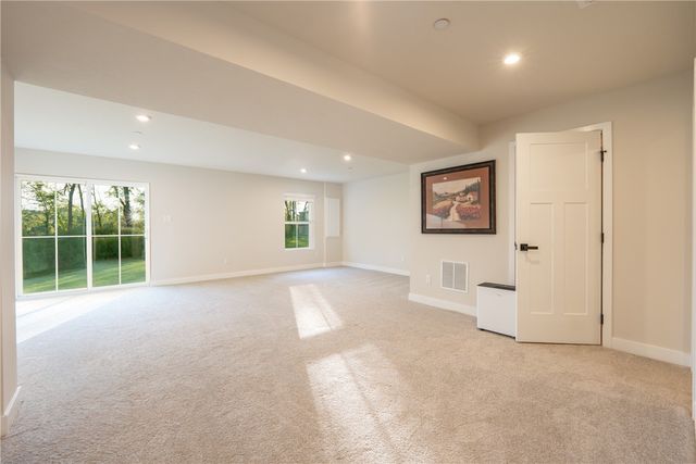 5005 Wellington Ct, Penn Twp, PA 15644