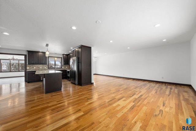 4500 S Tomar Rd Road, Sioux Falls, SD 57105