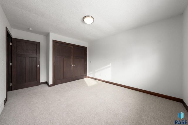 4500 S Tomar Rd Road, Sioux Falls, SD 57105