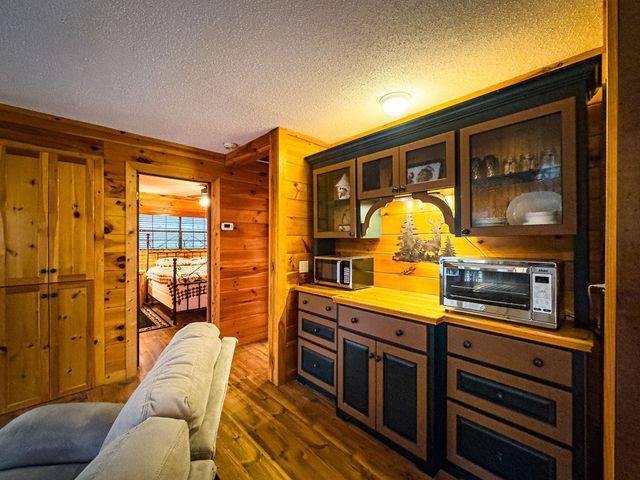 231 Dogwood Circle, Hayesville, NC 28904