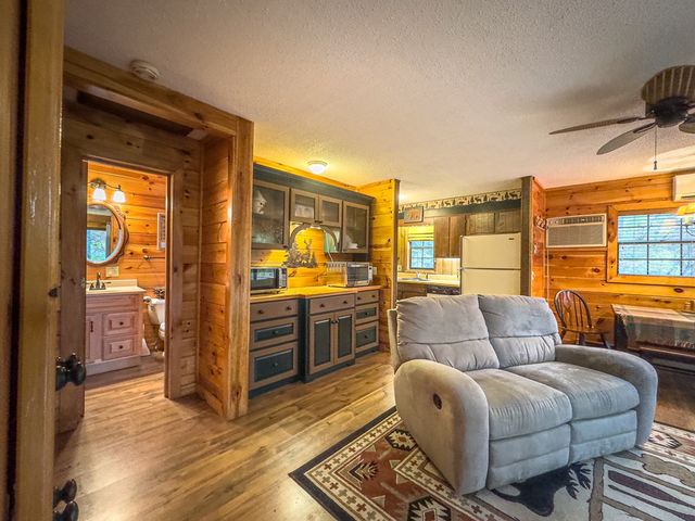 231 Dogwood Circle, Hayesville, NC 28904