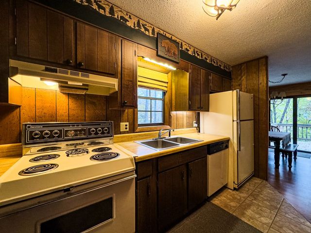 231 Dogwood Circle, Hayesville, NC 28904