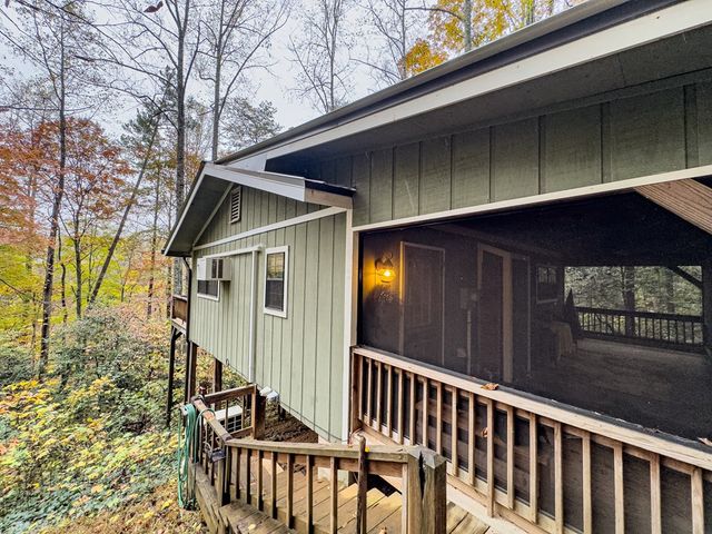 231 Dogwood Circle, Hayesville, NC 28904