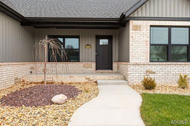 1416 Guilford Place Place, Troy, IL 62294