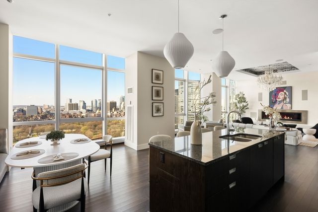 110 Stuart St PH, Boston, MA 02116