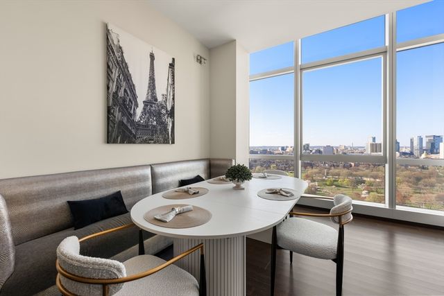 110 Stuart St PH, Boston, MA 02116