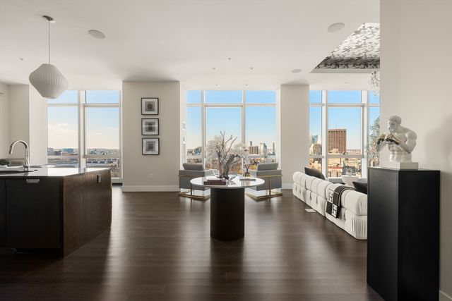 110 Stuart St PH, Boston, MA 02116