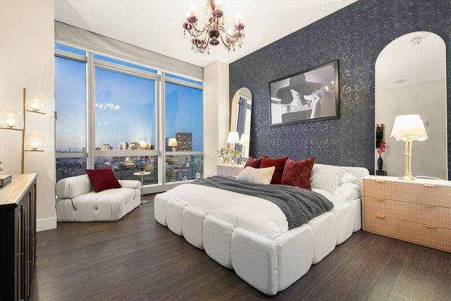 110 Stuart St PH, Boston, MA 02116