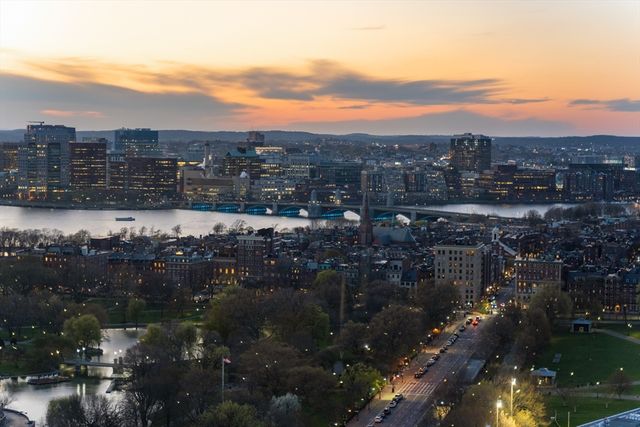 110 Stuart St PH, Boston, MA 02116