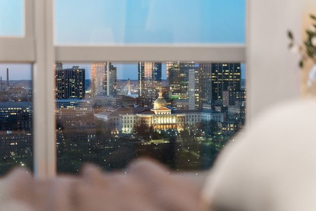 110 Stuart St PH, Boston, MA 02116