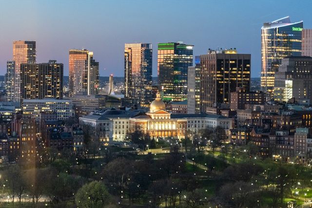 110 Stuart St PH, Boston, MA 02116