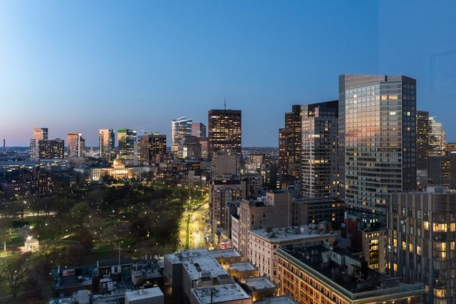 110 Stuart St PH, Boston, MA 02116