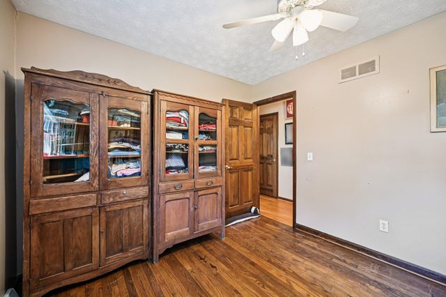 25 Roga Road, Reynoldsburg, OH 43068