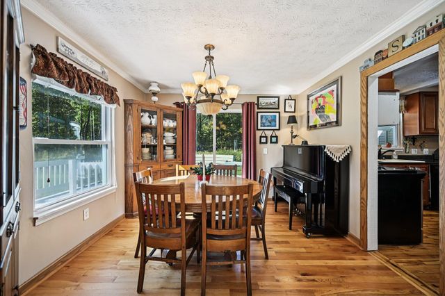 25 Roga Road, Reynoldsburg, OH 43068