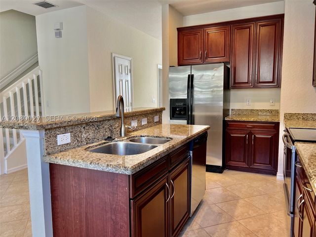 123 E Royal Palm Cir 105, Jupiter, FL 33458
