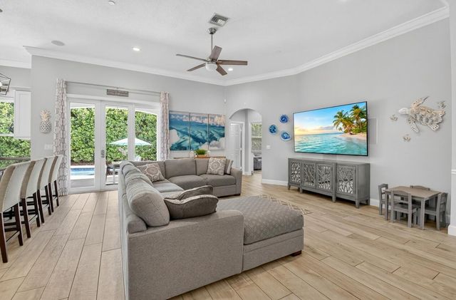 4880 Glenn Pine Lane, Boynton Beach, FL 33436
