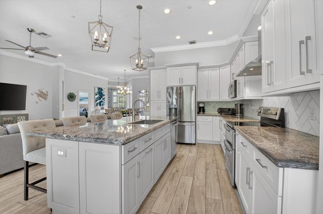 4880 Glenn Pine Lane, Boynton Beach, FL 33436