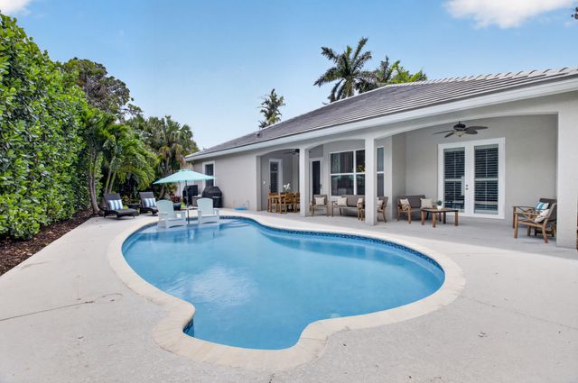 4880 Glenn Pine Lane, Boynton Beach, FL 33436