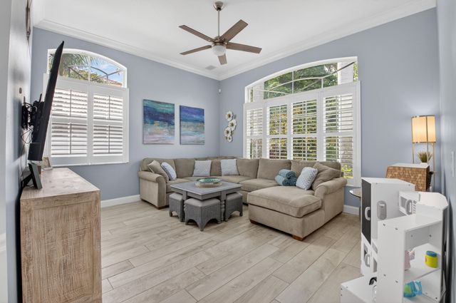 4880 Glenn Pine Lane, Boynton Beach, FL 33436