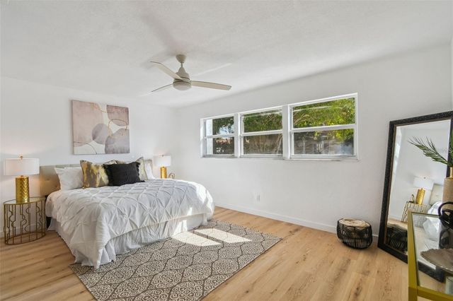 1949 DOLPHIN BOULEVARD S, St Petersburg, FL 33707