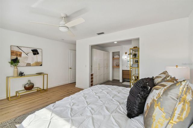 1949 DOLPHIN BOULEVARD S, St Petersburg, FL 33707