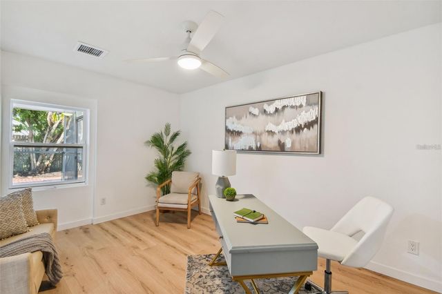 1949 DOLPHIN BOULEVARD S, St Petersburg, FL 33707