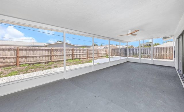 1949 DOLPHIN BOULEVARD S, St Petersburg, FL 33707