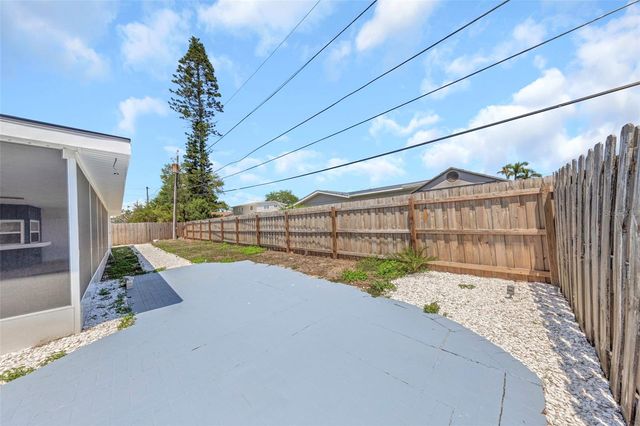 1949 DOLPHIN BOULEVARD S, St Petersburg, FL 33707