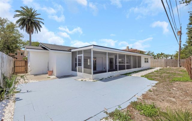 1949 DOLPHIN BOULEVARD S, St Petersburg, FL 33707