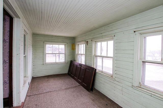 321 Highway 7 E, Hutchinson, MN 55350