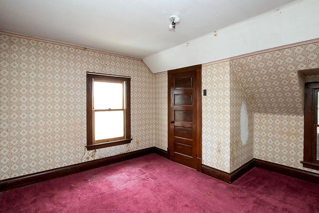 321 Highway 7 E, Hutchinson, MN 55350