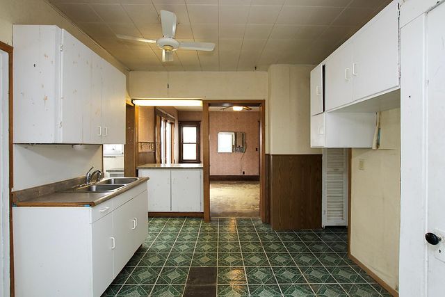 321 Highway 7 E, Hutchinson, MN 55350