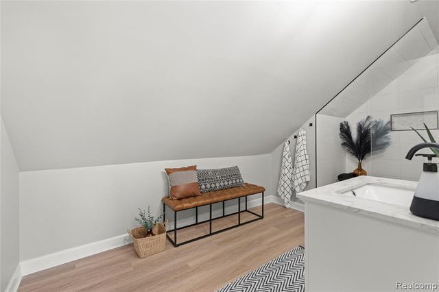 16656 Frazho Road, Roseville, MI 48066