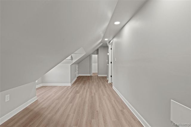 16656 Frazho Road, Roseville, MI 48066