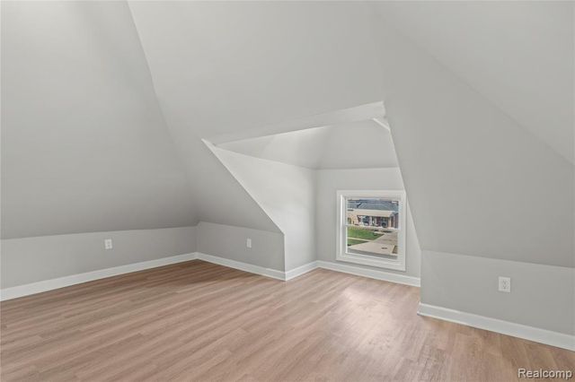 16656 Frazho Road, Roseville, MI 48066