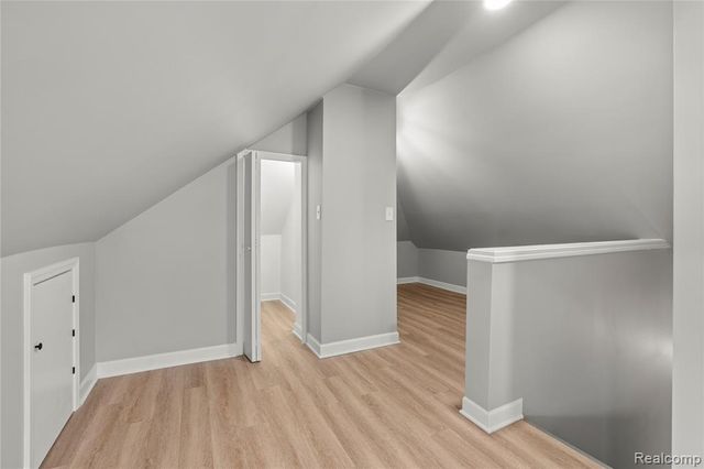 16656 Frazho Road, Roseville, MI 48066