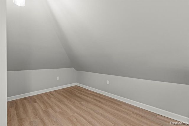 16656 Frazho Road, Roseville, MI 48066