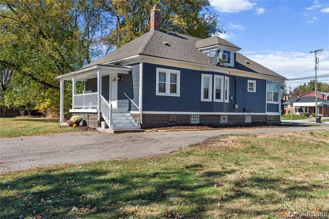 16656 Frazho Road, Roseville, MI 48066