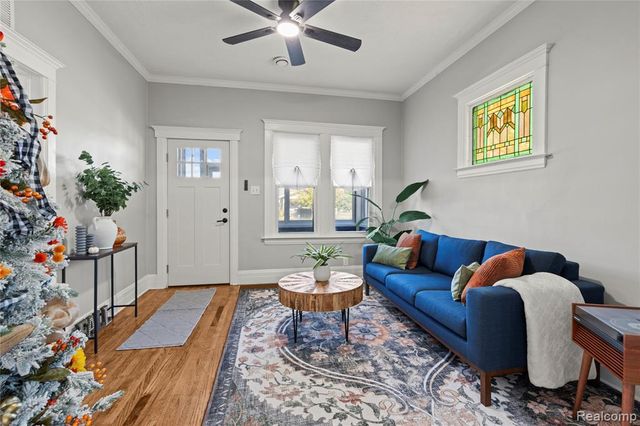 16656 Frazho Road, Roseville, MI 48066