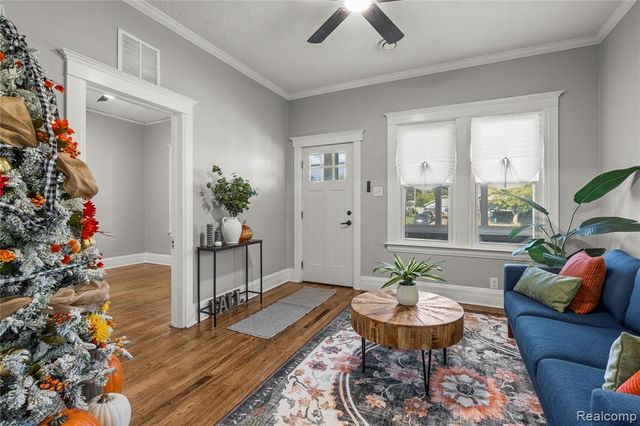 16656 Frazho Road, Roseville, MI 48066