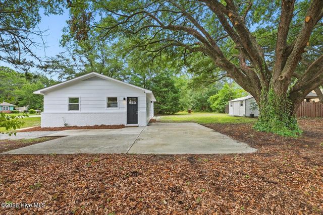 241 Lancaster Road, Wilmington, NC 28409